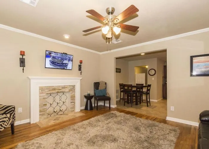 Pet Friendly 4br Near Expo Square Route 66 And Downtown Holiday home *